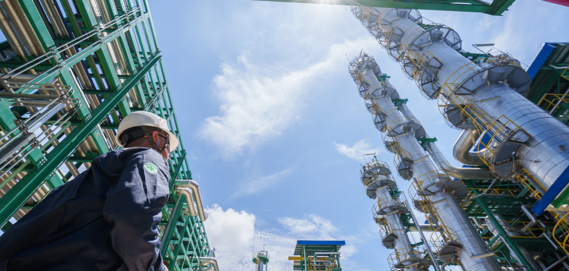 เรื่องราวของ EA