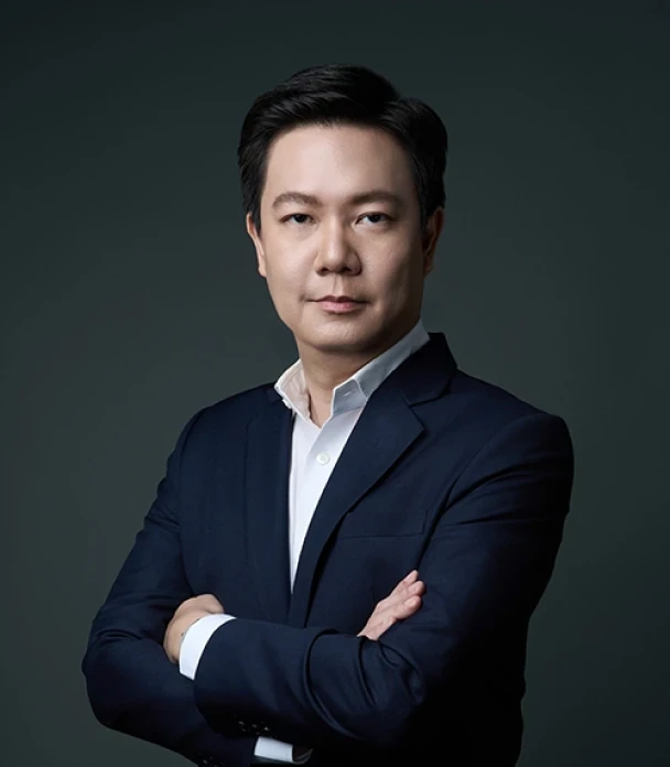 นายฉัตรพล ศรีประทุม