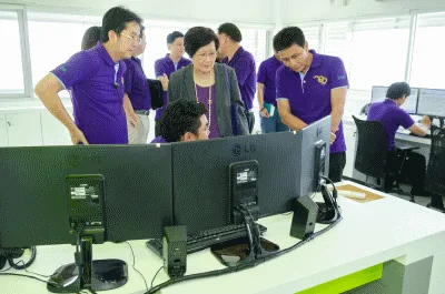 ผู้บริหาร SCB เยี่ยมชมโซลาร์ฟาร์มของ EA จ.ลำปาง ขนาดใหญ่สุดในอาเซียน