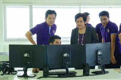 ผู้บริหาร SCB เยี่ยมชมโซลาร์ฟาร์มของ EA จ.ลำปาง ขนาดใหญ่สุดในอาเซียน