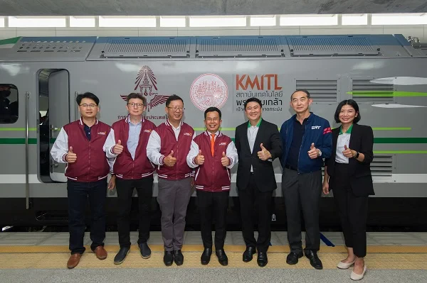 EA ส่งหัวรถจักรไฟฟ้าพลังงานแบตเตอรี่ ‘MINE Locomotive’ทดลองวิ่งจริงสู่สถานีกลางกรุงเทพอภิวัฒน์ ผลักดันระบบรางไทยเพื่อสิ่งแวดล้อมอย่างยั่งยืน