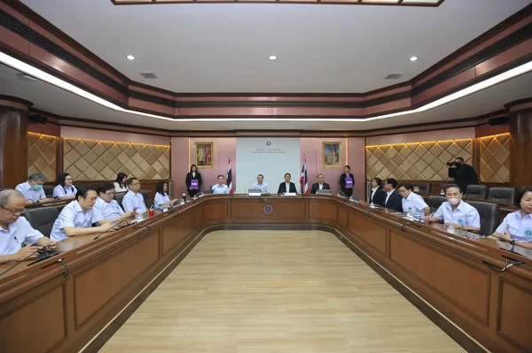 EA จับมือ กรมการแพทย์ ลุยโปรเจค Green Hospital ต้นแบบ นำยานยนต์ไฟฟ้า