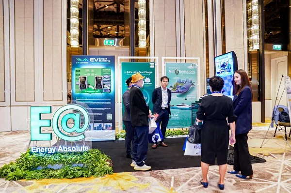 EA - iTIC ให้การต้อนรับนายสุริยะ จึงรุ่งเรืองกิจ รมว.คมนาคม โชว์นวัตกรรม