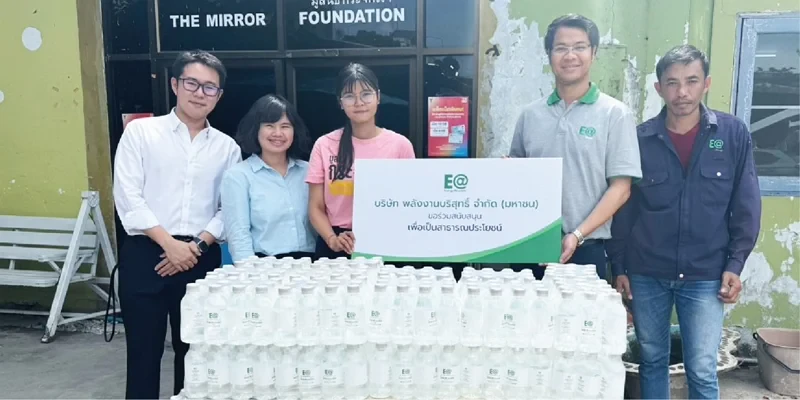 [CSR] EA shares kindness by donating drinking water to help flood victims
